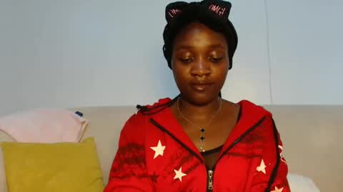 Snapshot of chocolate_desiree chatting on 12-19-25, 09:27 Lofti online show from 12-19-25, 09:27