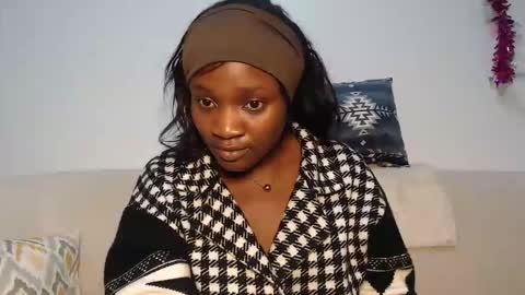 Snapshot of chocolate_desiree chatting on 02-24-26, 08:18 Lofti online show from 02-24-26, 08:18