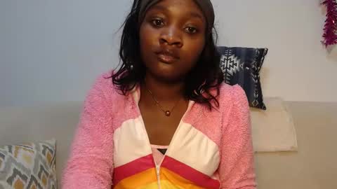 Snapshot of chocolate_desiree chatting on 02-25-26, 09:08 Lofti online show from 02-25-26, 09:08