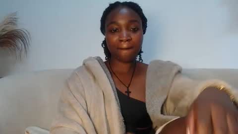 Snapshot of chocolate_desiree chatting on 03-28-26, 08:25 Lofti online show from 03-28-26, 08:25