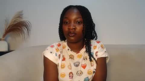 Snapshot of chocolate_desiree chatting on 03-29-26, 05:07 Lofti online show from 03-29-26, 05:07