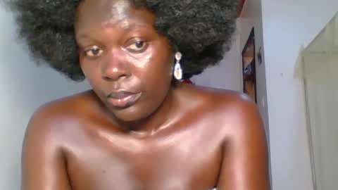 chocolate queen25 online show from 10-16-25, 08:59