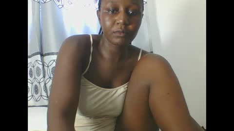 Snapshot of chocolateskin4 chatting on 02-19-25, 09:17 JANE online show from 02-19-25, 09:17