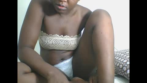 Snapshot of chocolateskin4 chatting on 03-03-25, 07:06 JANE online show from 03-03-25, 07:06