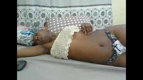 Snapshot of chocolateskin4 chatting on 10-20-25, 12:44 JANE online show from 10-20-25, 12:44