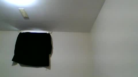 Snapshot of chocolatinhermoso chatting on 12-27-24, 04:54 Chocolatinhermoso online show from 12-27-24, 04:54