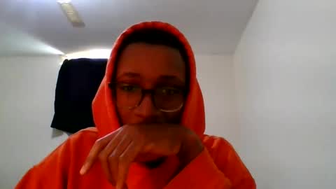 Snapshot of chocolatinhermoso chatting on 01-09-25, 04:39 Chocolatinhermoso online show from 01-09-25, 04:39