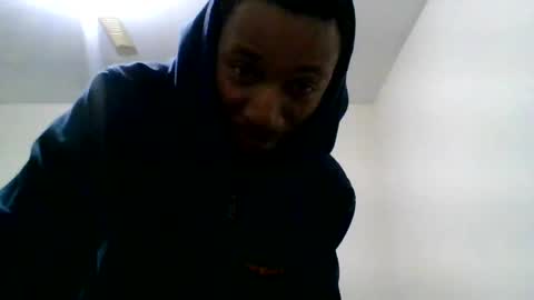 Snapshot of chocolatinhermoso chatting on 01-28-25, 09:19 Chocolatinhermoso online show from 01-28-25, 09:19