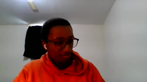 Snapshot of chocolatinhermoso chatting on 02-04-25, 04:39 Chocolatinhermoso online show from 02-04-25, 04:39