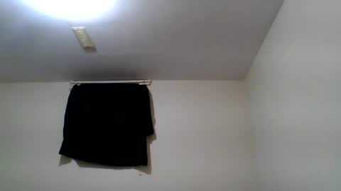 Snapshot of chocolatinhermoso chatting on 02-12-25, 10:37 Chocolatinhermoso online show from 02-12-25, 10:37