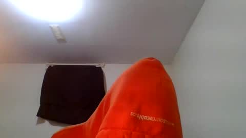 Snapshot of chocolatinhermoso chatting on 02-27-25, 02:42 Chocolatinhermoso online show from 02-27-25, 02:42