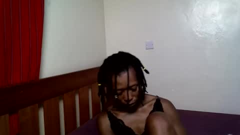 Snapshot of chocolexxy chatting on 05-15-26, 08:05 Chocolexxy online show from 05-15-26, 08:05
