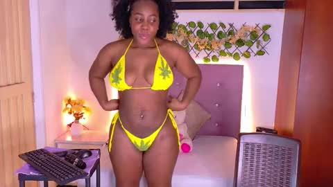 Snapshot of chocoo_dessert chatting on 02-25-26, 06:12 online show from 02-25-26, 06:12