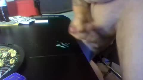 chompers online show from 10-16-25, 05:25