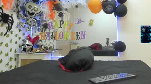 Chorey Thaylor online show from 10-10-25, 03:44