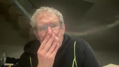 choupipat1 online show from 02-28-25, 11:01