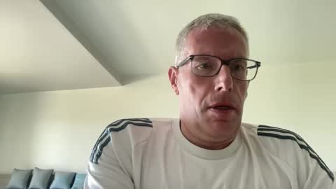 choupipat1 online show from 04-28-26, 11:59