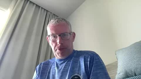 Snapshot of choupipat1 chatting on 05-01-26, 12:32 choupipat1 online show from 05-01-26, 12:32