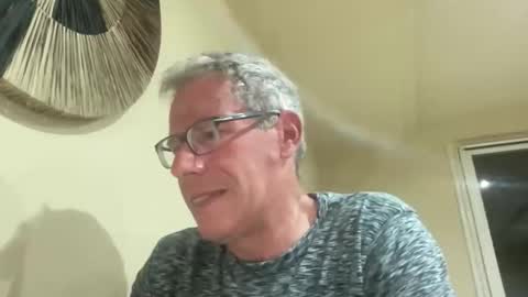 Snapshot of choupipat1 chatting on 06-07-26, 10:13 choupipat1 online show from 06-07-26, 10:13