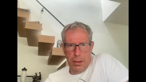Snapshot of choupipat1 chatting on 06-08-26, 03:23 choupipat1 online show from 06-08-26, 03:23