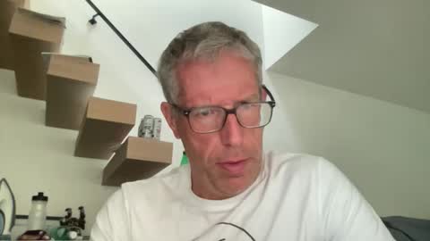 Snapshot of choupipat1 chatting on 06-09-26, 05:52 choupipat1 online show from 06-09-26, 05:52