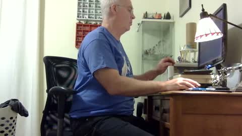 Snapshot of chris2002b chatting on 10-07-25, 03:36 chris2002b online show from 10-07-25, 03:36