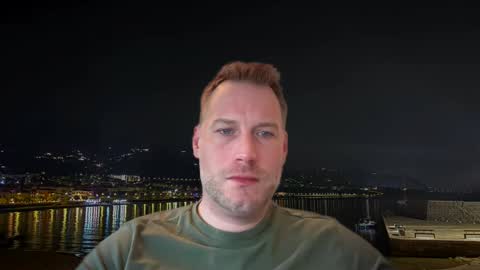 Snapshot of chris2021x chatting on 02-10-25, 08:09 Chris online show from 02-10-25, 08:09