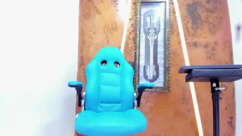 chris_evans00 online show from 02-16-26, 12:56