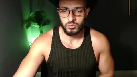 cris         Twitter magnum101010 insta magnumc20 online show from 07-31-26, 10:53