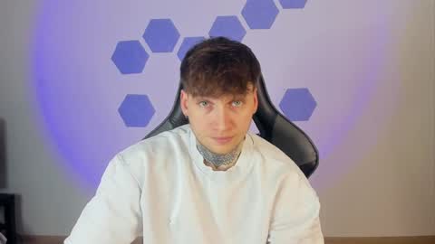 Chris Tyson online show from 03-10-25, 01:34