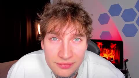 Chris Tyson online show from 11-24-25, 08:36