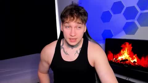 Snapshot of chris_tyson chatting on 01-12-26, 08:08 Chris Tyson online show from 01-12-26, 08:08