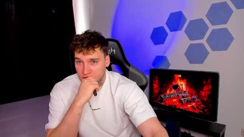 Snapshot of chris_tyson chatting on 02-09-26, 08:18 Chris Tyson online show from 02-09-26, 08:18