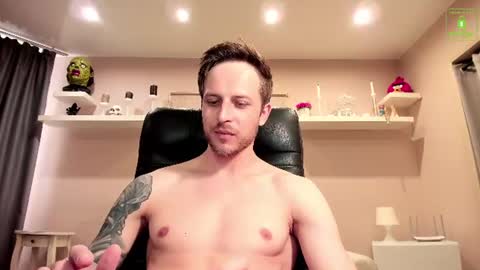 Chris online show from 06-11-26, 02:53