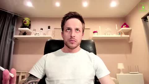 Chris online show from 06-12-26, 10:52