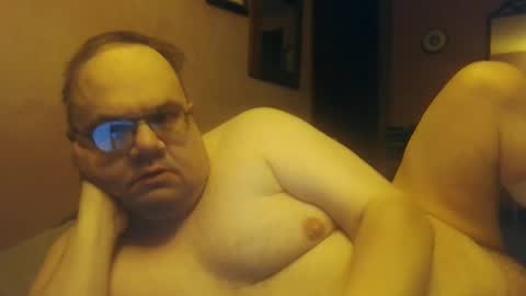 Snapshot of chrismini312 chatting on 01-31-25, 01:02 Chris The Jerk Off King online show from 01-31-25, 01:02