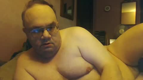 Snapshot of chrismini312 chatting on 02-27-25, 02:00 Chris The Jerk Off King online show from 02-27-25, 02:00