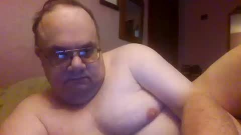 Snapshot of chrismini312 chatting on 10-11-25, 02:26 Chris The Jerk Off King online show from 10-11-25, 02:26