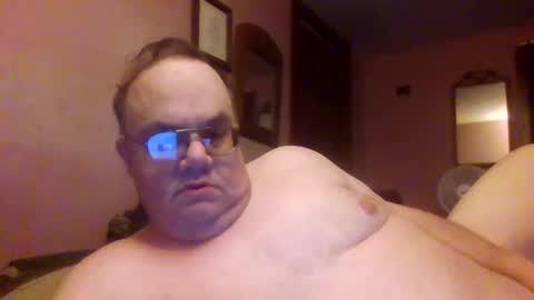 Snapshot of chrismini312 chatting on 10-21-25, 12:17 Chris The Jerk Off King online show from 10-21-25, 12:17