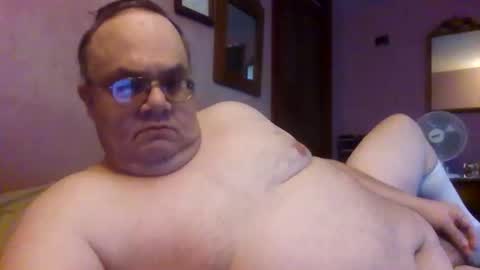 Snapshot of chrismini312 chatting on 11-09-25, 04:05 Chris The Jerk Off King online show from 11-09-25, 04:05