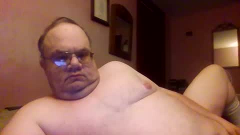 Snapshot of chrismini312 chatting on 11-22-25, 01:10 Chris The Jerk Off King online show from 11-22-25, 01:10