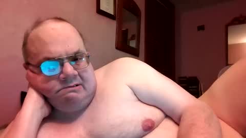 Snapshot of chrismini312 chatting on 04-06-26, 11:22 Chris The Jerk Off King online show from 04-06-26, 11:22