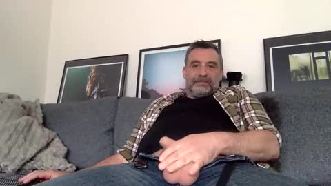 Snapshot of chrispanam13 chatting on 06-06-26, 05:17 chrispanam13 online show from 06-06-26, 05:17