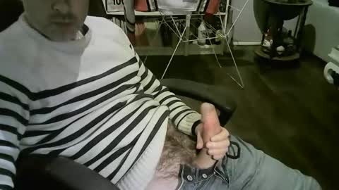 chrisprngr online show from 10-27-25, 05:39