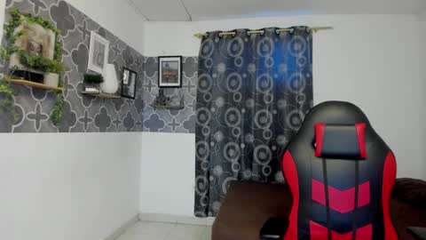 chriss_johnson online show from 10-25-25, 07:30