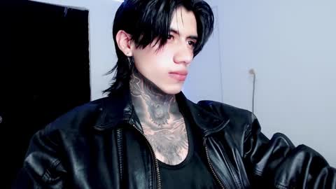 Snapshot of chriss_opp chatting on 02-13-25, 06:16 CHRIS  INDEPENT MODEL online show from 02-13-25, 06:16