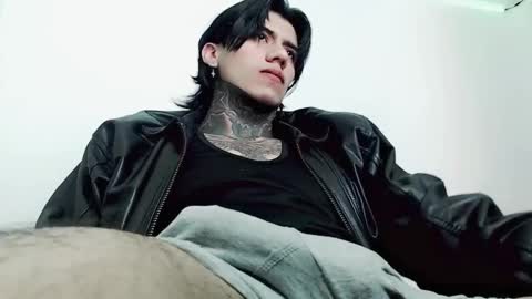 Snapshot of chriss_opp chatting on 03-02-25, 08:50 CHRIS  INDEPENT MODEL online show from 03-02-25, 08:50