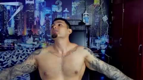 Chriss Stewart online show from 06-12-26, 02:32