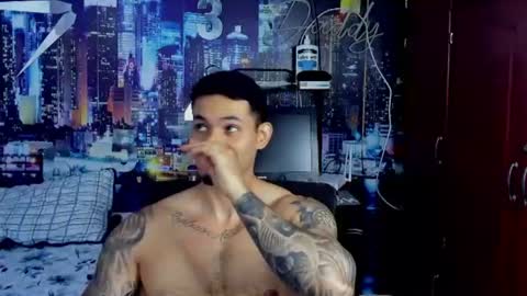 Chriss Stewart online show from 07-10-26, 02:16