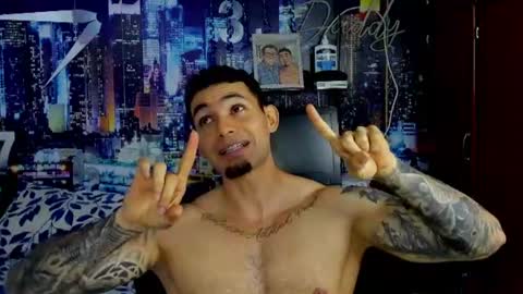 Chriss Stewart online show from 07-25-26, 02:31